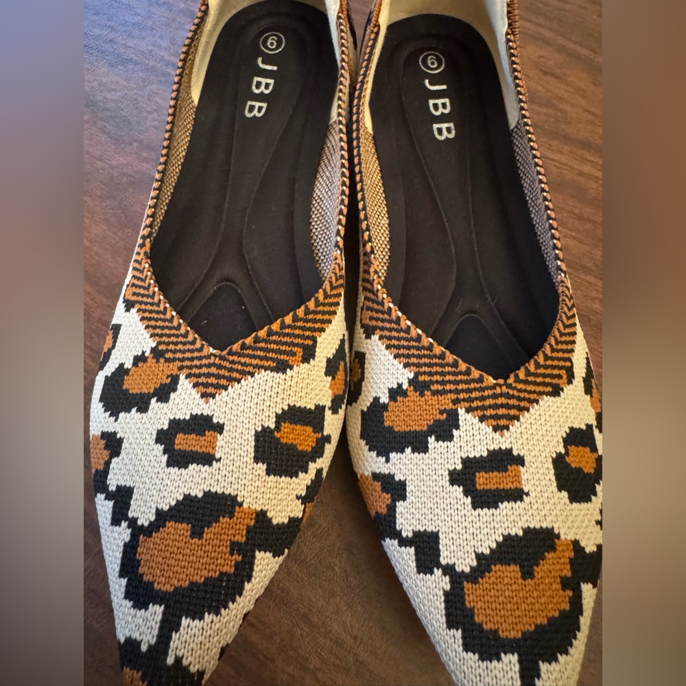 JBB Shoes Flats Brown Black Cream Pointed Woven Italian Leopard Print Size 6 - Picture 2 of 8